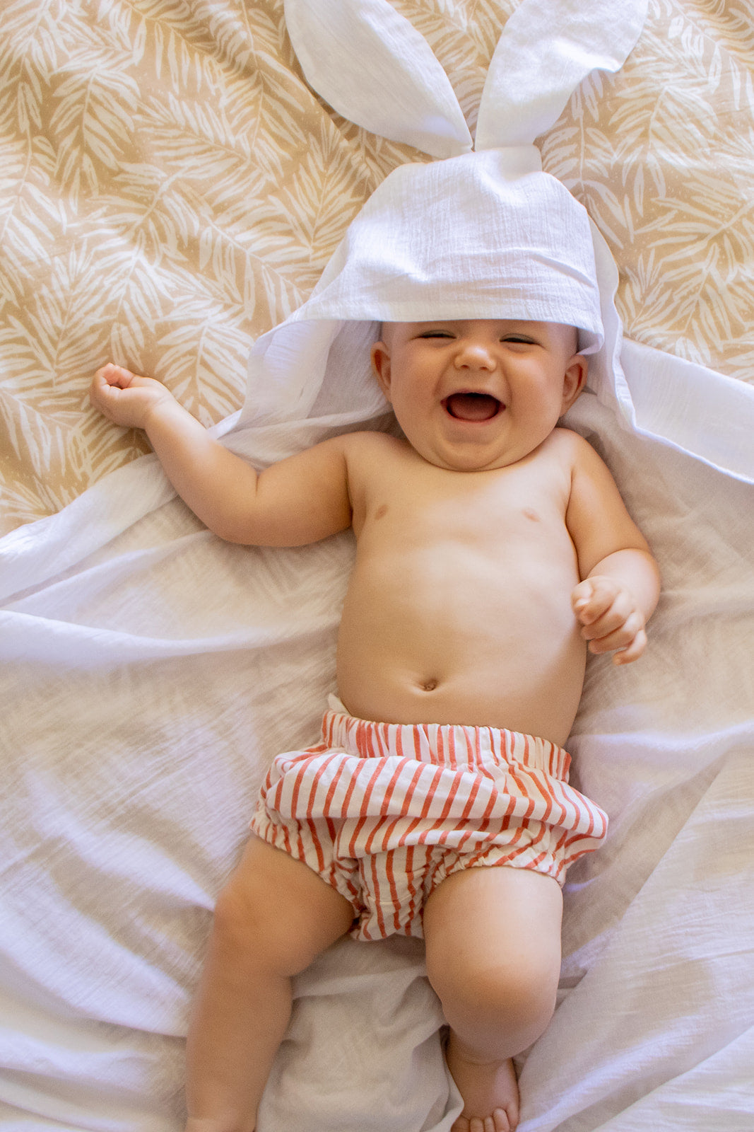 Muslin blanket with bunny hoodie - double layer