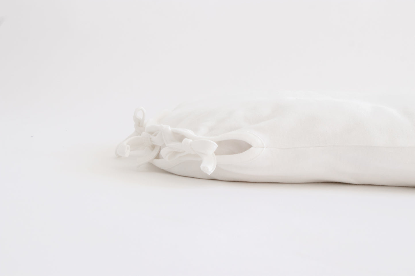 Fitted SLIPCOVER with Bows – for Moses Mattress