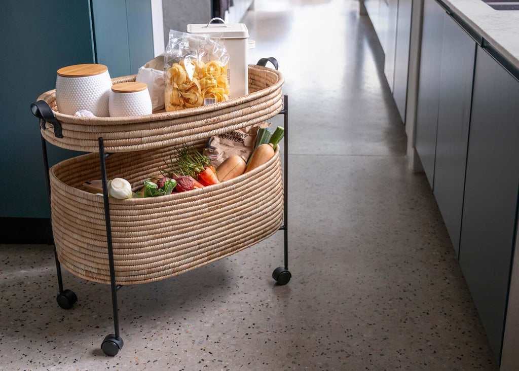 Moses basket and 2 Tier steel frame SET Timeless with Black leather ha