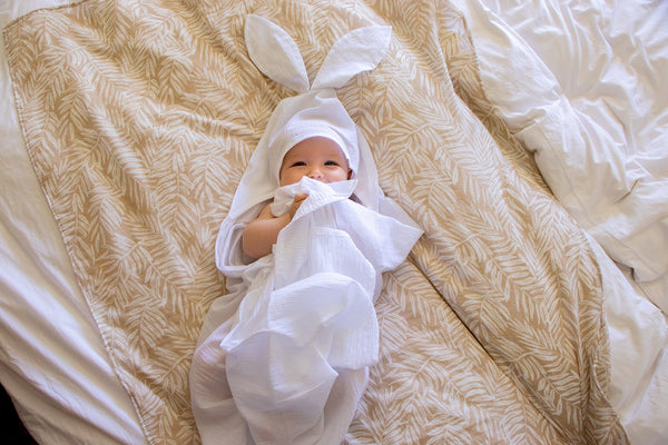 Muslin blanket with bunny hoodie - double layer
